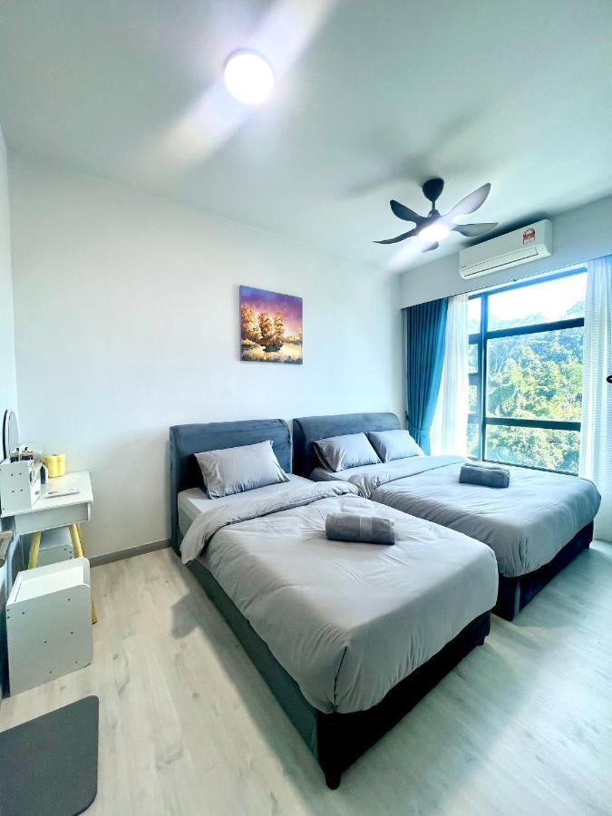Botiza Suites At Jesselton Quay Kota Kinabalu Exterior photo
